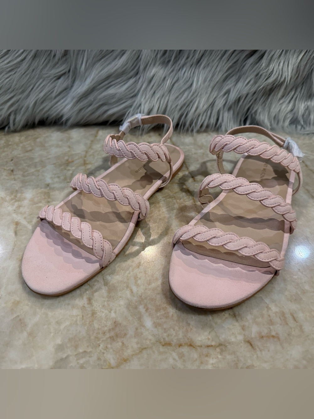 Stuart Weitzman Women's
Twistie Pink Sandal Size 7